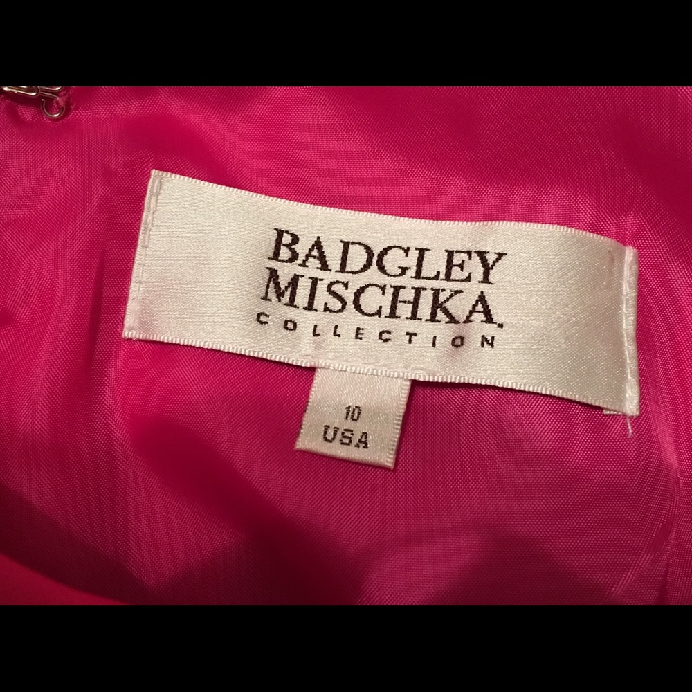 Badgley Mischka Short cocktail dress.